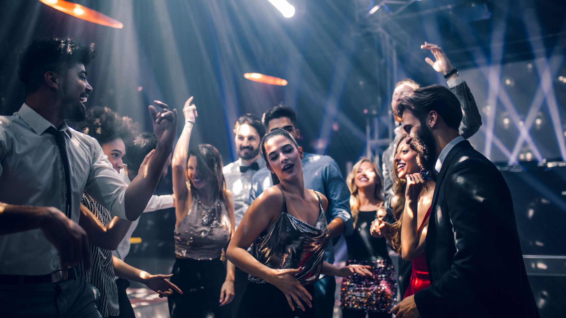 Challenges and Solutions of Designing LED Dance Floors for Large-Scale Concerts